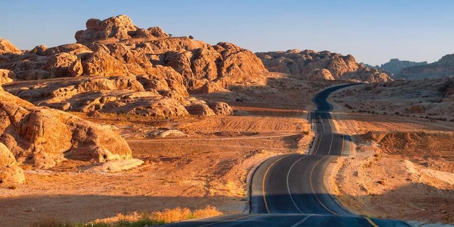 carreteras en buen estado jordania